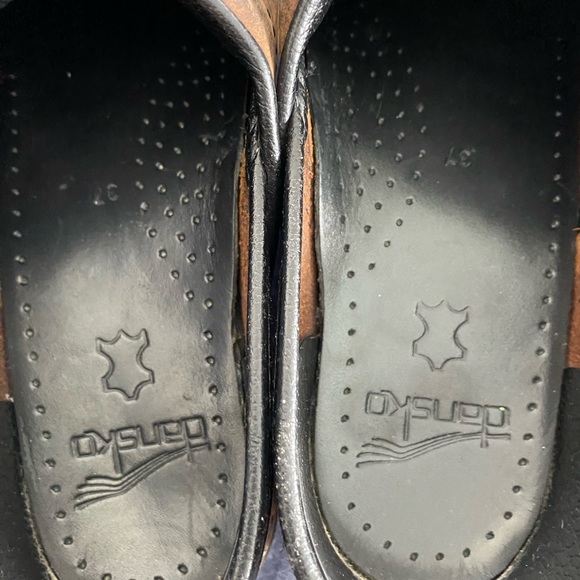 Like new Professional cabrio clogs by Dansko sz 37 great condition! (6.5-7us) - Picture 4 of 4
